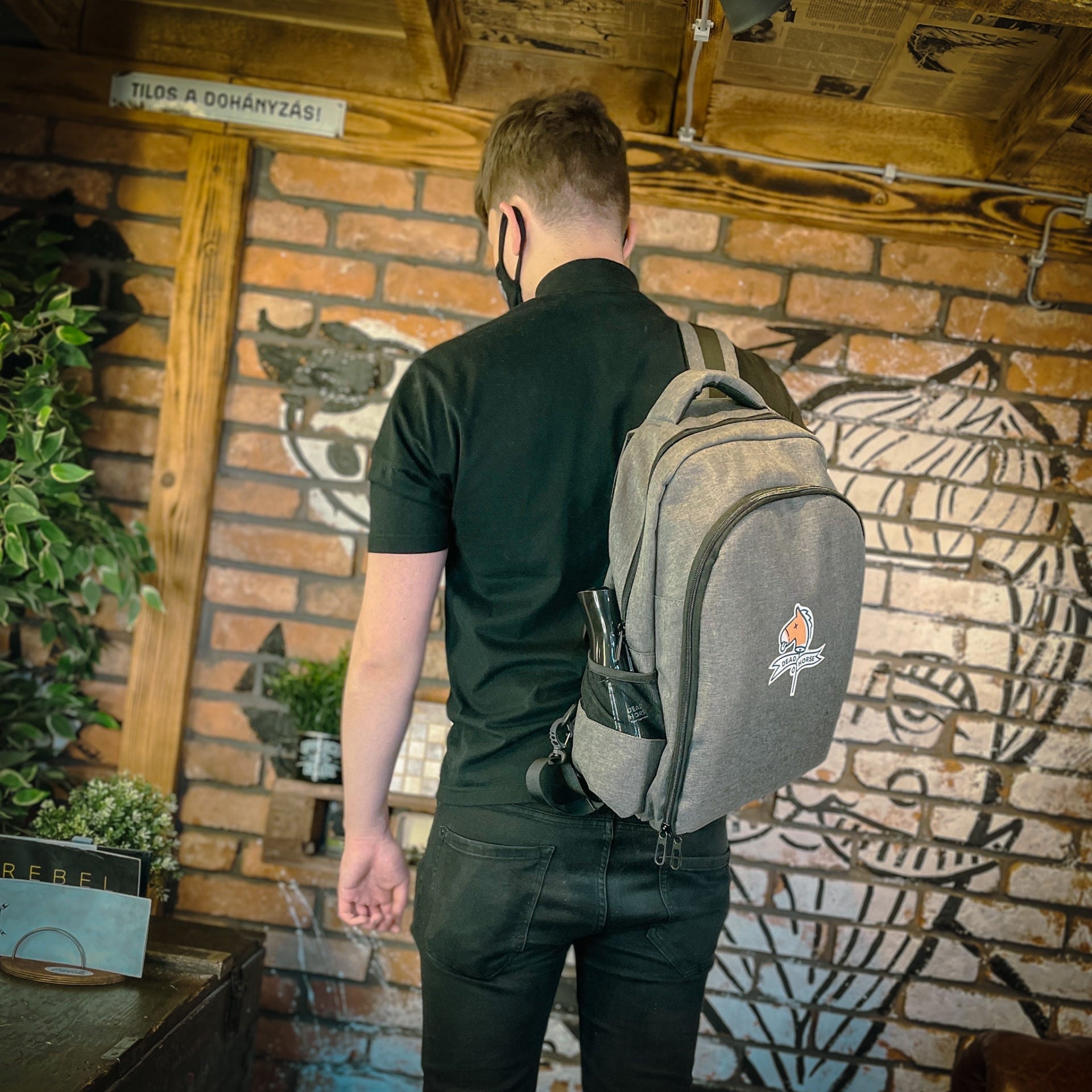 Dead Horse Barber Backpack (gray exterior-black interior)